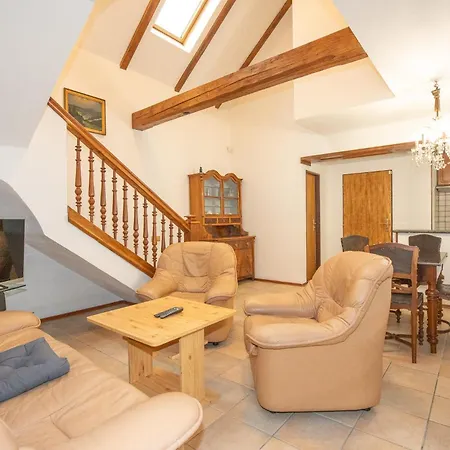 U Jelena Křivoklát