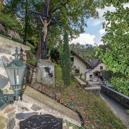 U Jelena Křivoklát