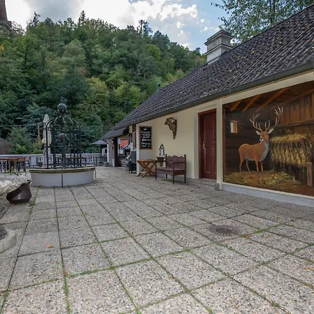 U Jelena Penzion Křivoklát