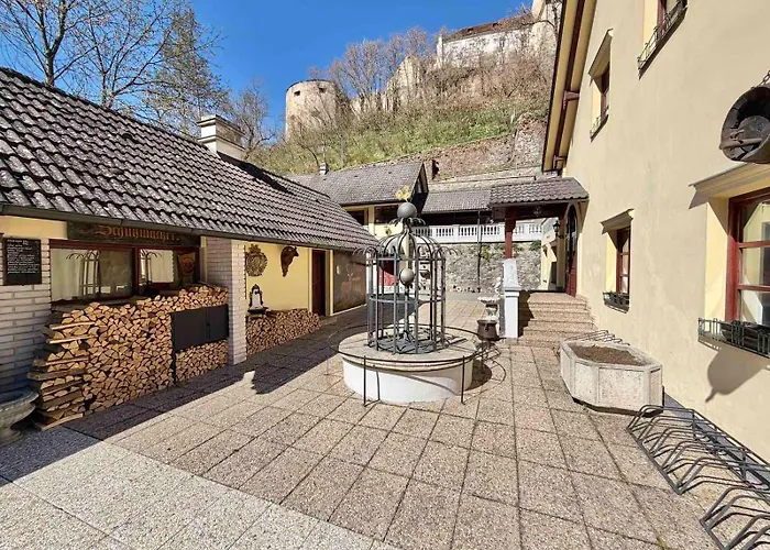 U Jelena Gasthuis Křivoklát